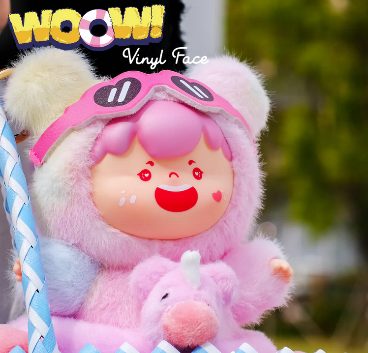 【SALE】WOOW Happy Holiday plush toy doll