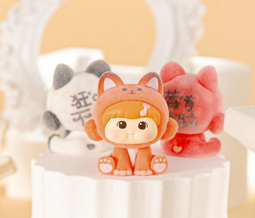 FuFu Lucky Cat Beans toy doll