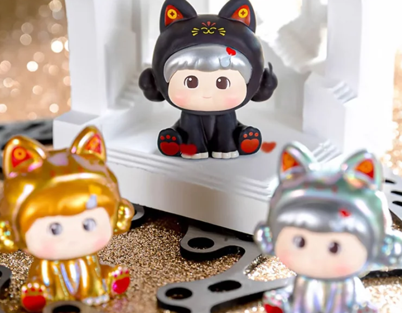 FuFu Lucky Cat Beans toy doll