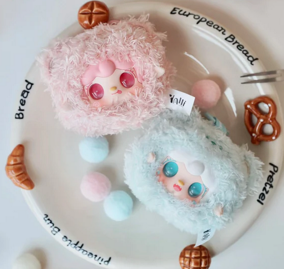 Yooki V9 Pinch Little Bear Plush toy doll