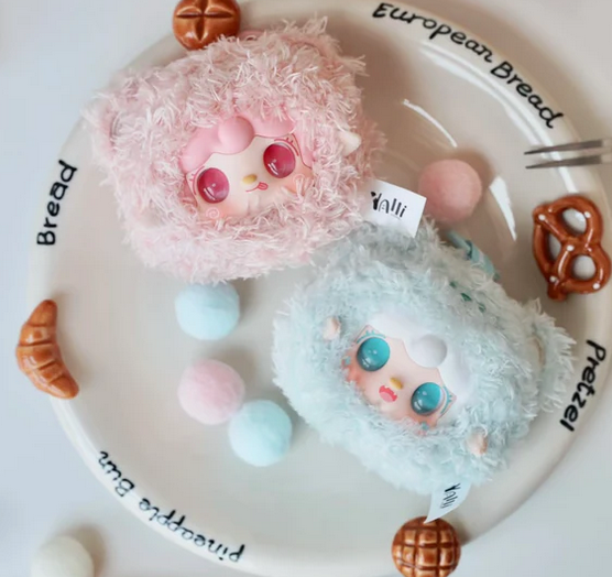 Yooki V9 Pinch Little Bear Plush toy doll