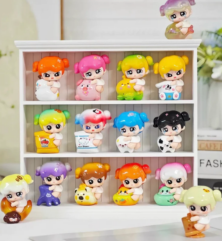 XAXA Give Me A Hug Bean toy doll