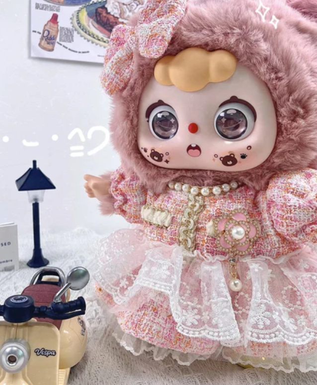 Doubao Fantasyland Tour 400% Plush toy doll