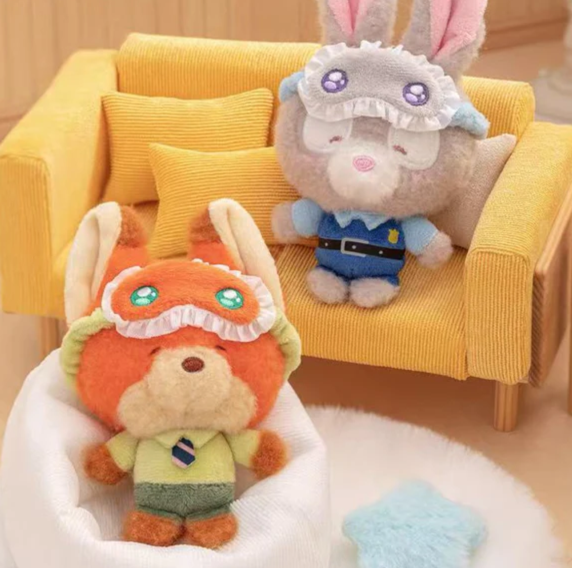 Disney Squinting Sleepwear Plush toy doll
