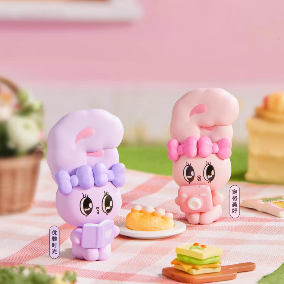 Esther Bunny Little Vlog Bean Bunny Face Toy Doll