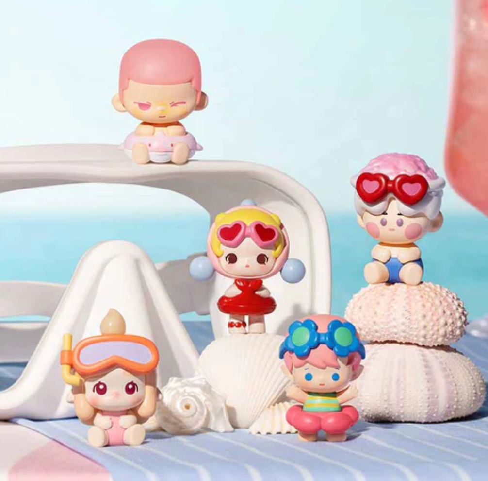 POP BEAN Island Vacation Mini Figures Toy Doll