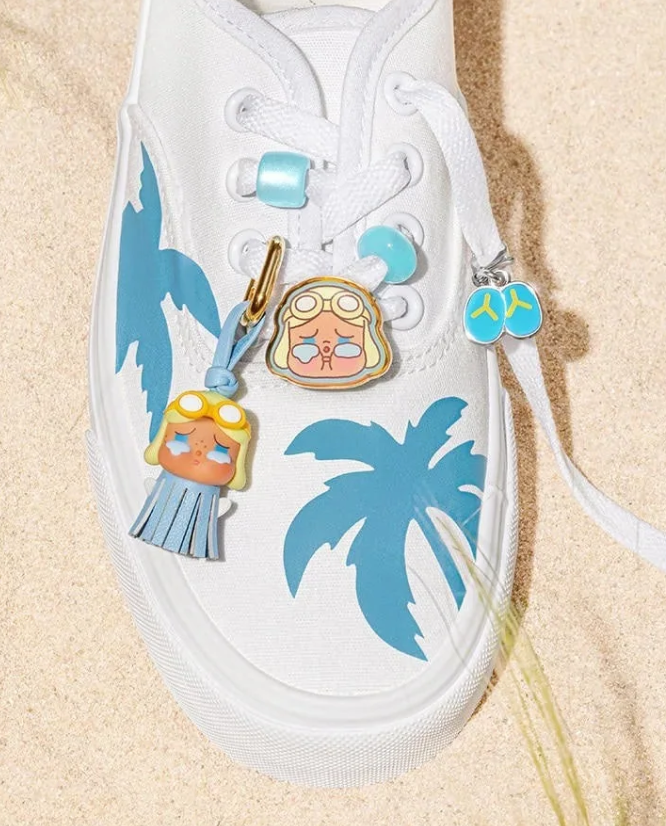 POP BEAN Island Vacation Decorative Charm  Toy Doll