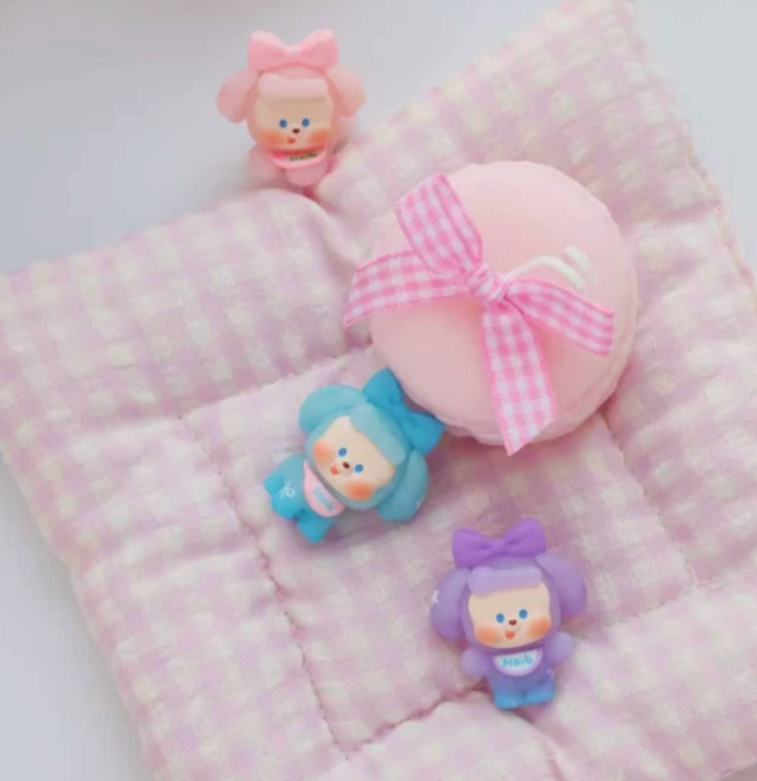 Naib Kiss Kiss Bean Toy Doll