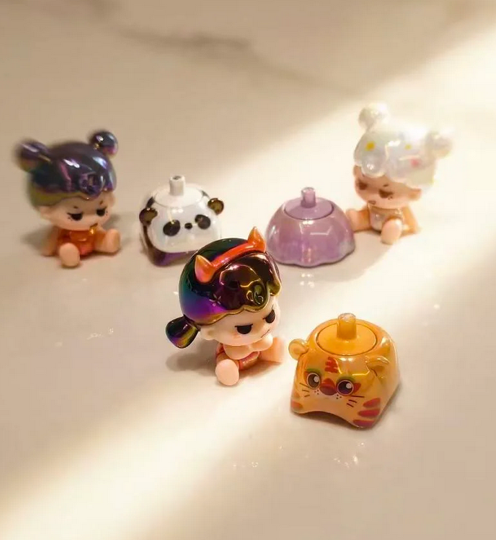 Mengdana Little World Bean Toy Doll