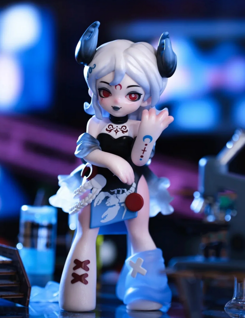 Vicoco Poison Experiment Figure Toy Doll