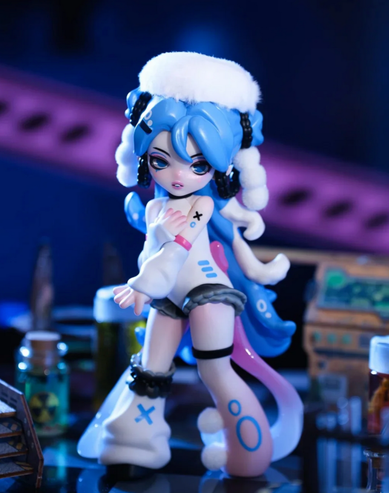 Vicoco Poison Experiment Figure Toy Doll