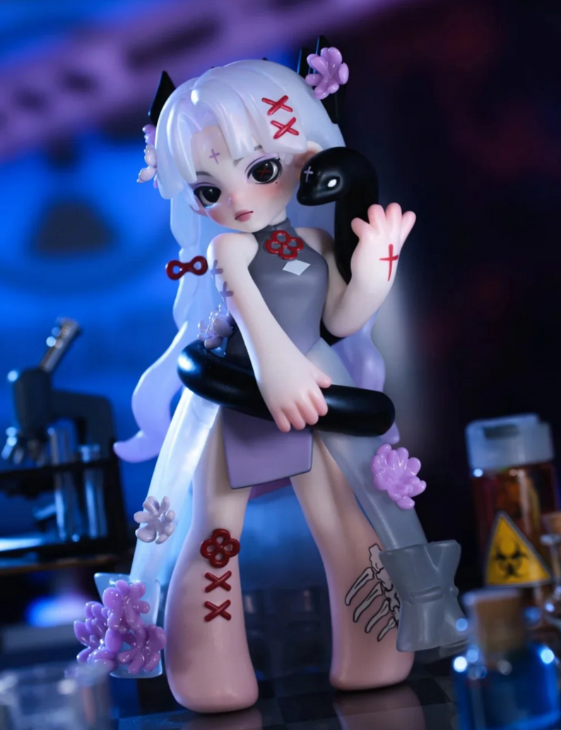 Vicoco Poison Experiment Figure Toy Doll