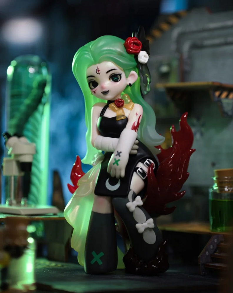 Vicoco Poison Experiment Figure Toy Doll