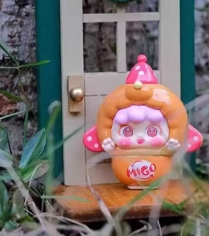 MIGO Mischievous Little Cutie Bean toy doll